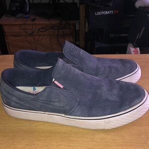 Preowned Nike sb Janoski slip size 9